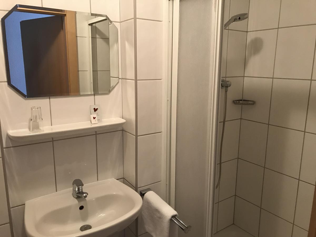 Gasthof "Zur Kanne" Markt Sankt Florian Eksteriør billede
